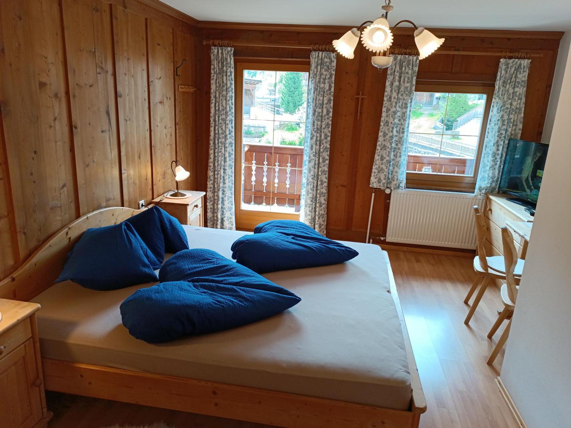 Obersanterhof Villa Sexten ภายนอก รูปภาพ
