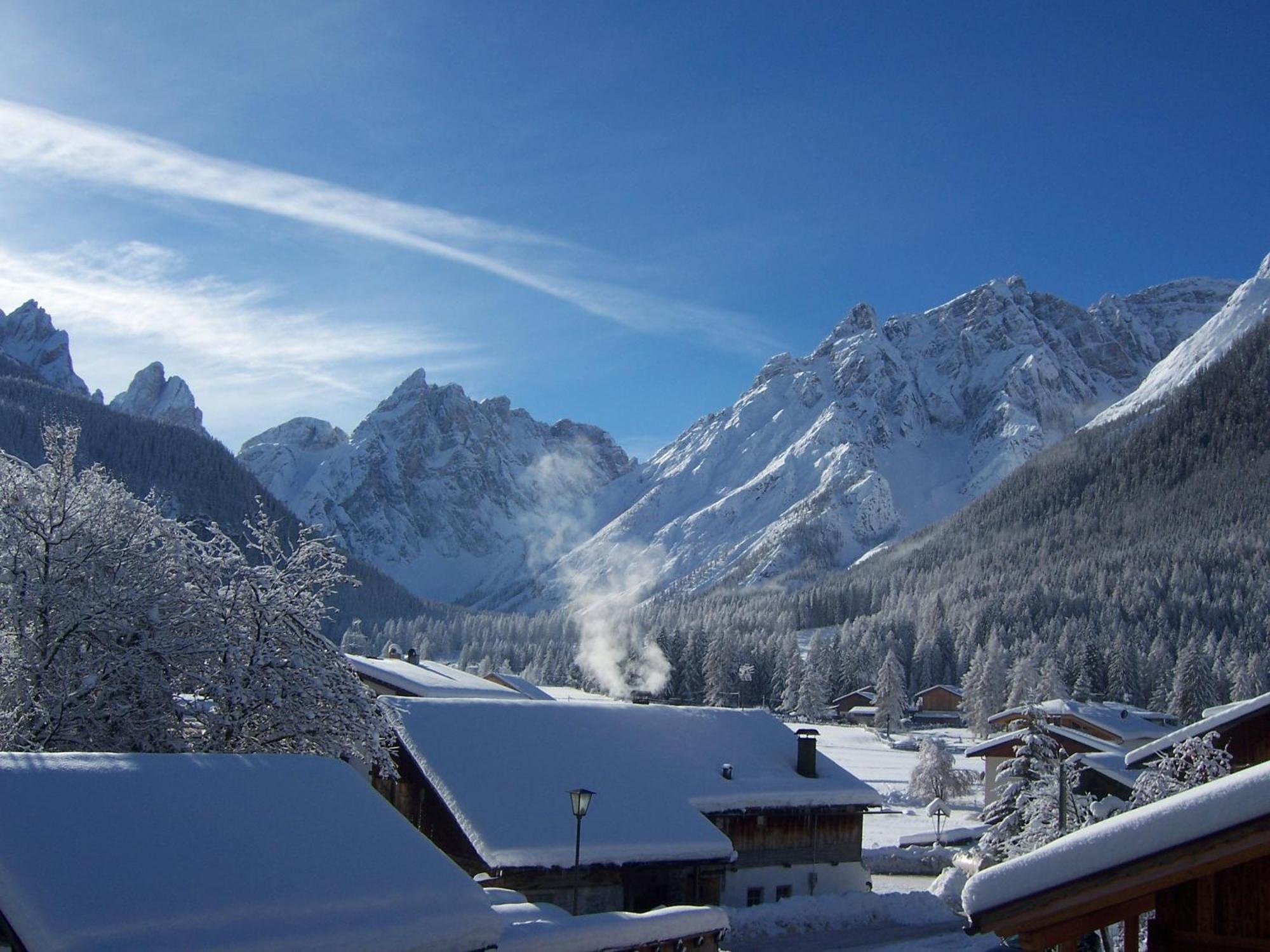 Obersanterhof Villa Sexten ภายนอก รูปภาพ